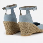 Espadryle jeansowe 009 na średnim koturnie zakryta pięta i palce