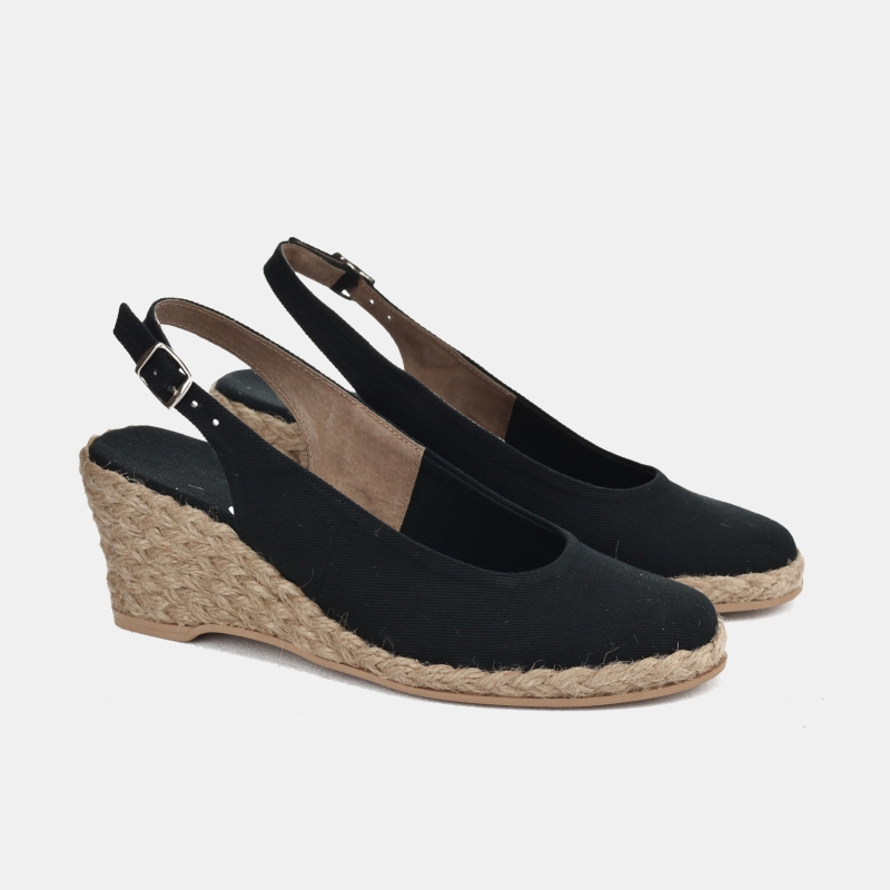 Espadryle czarne na średnim koturnie odkryta pięta