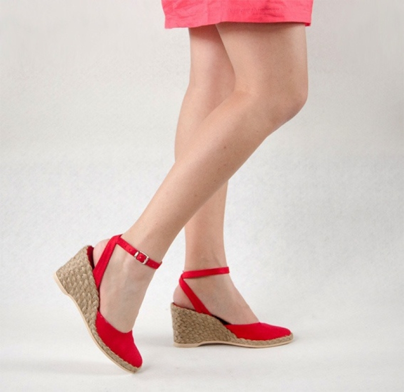 Espadryle czerwone na wysokim koturnie